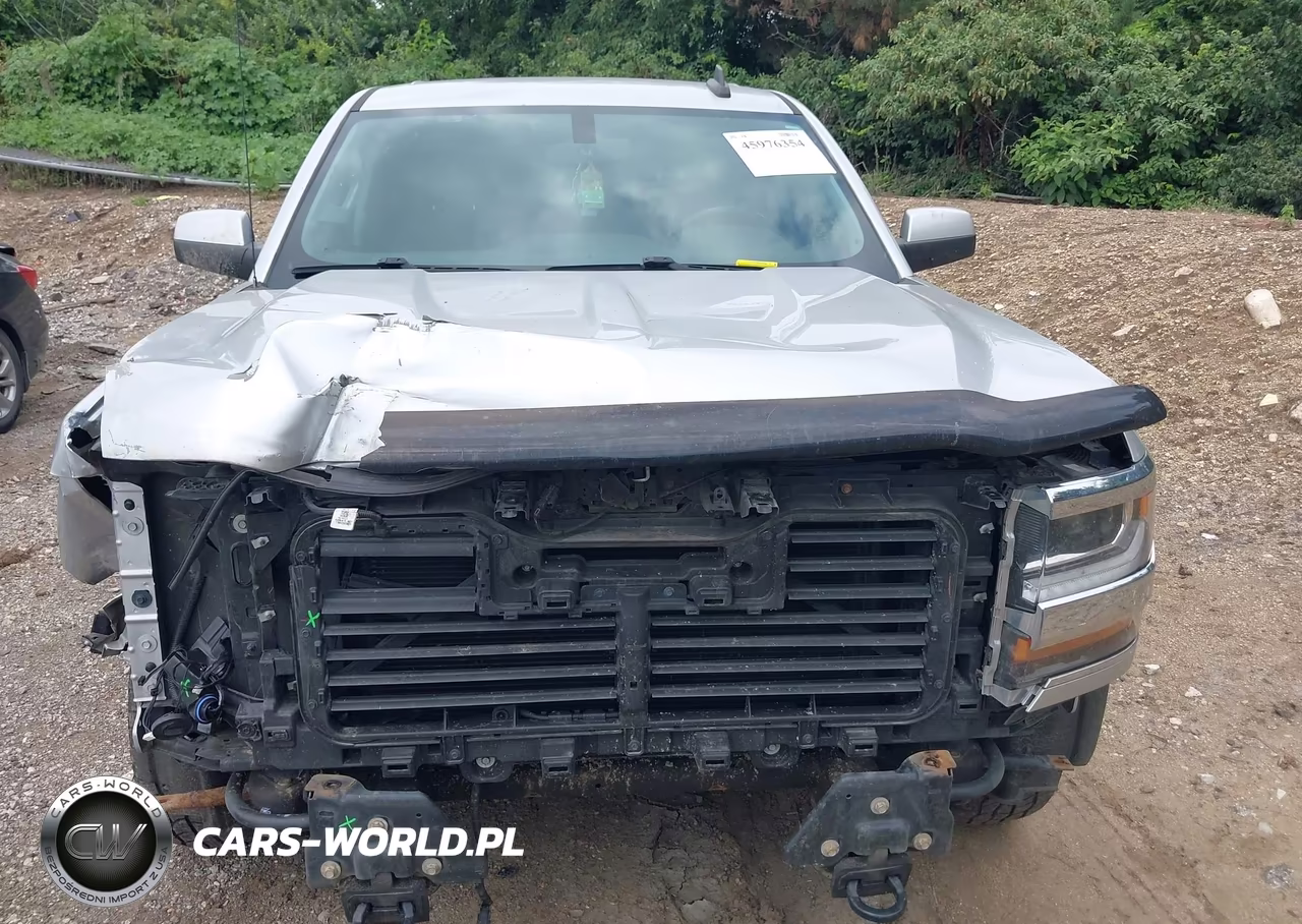 2018 Chevrolet Silverado 1500 1Lt VIN:3GCUKREC6JG204589 - 12