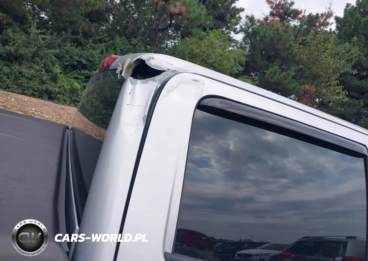 2018 Chevrolet Silverado 1500 1Lt VIN:3GCUKREC6JG204589 - 17