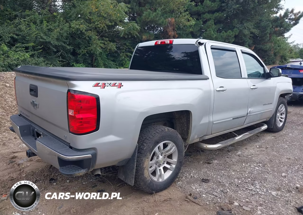 2018 Chevrolet Silverado 1500 1Lt VIN:3GCUKREC6JG204589 - 4
