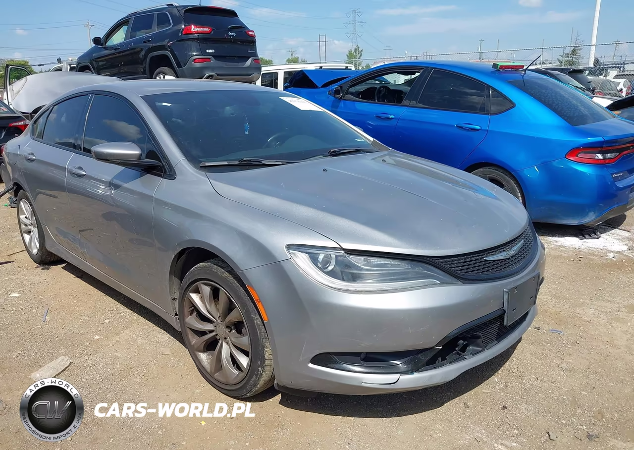 2015 Chrysler 200 S VIN:1C3CCCBB8FN717573 - 1