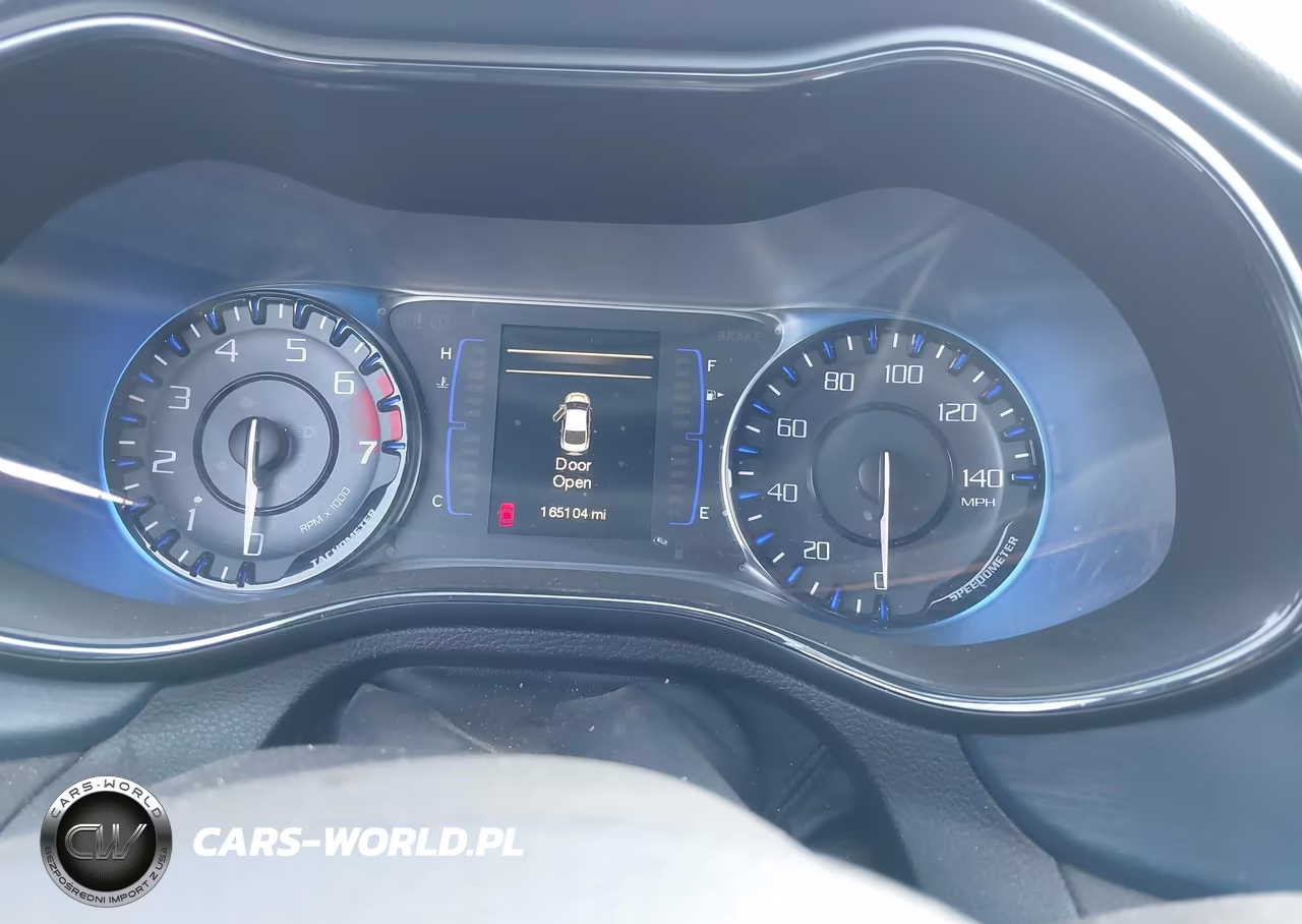 2015 Chrysler 200 S VIN:1C3CCCBB8FN717573 - 7
