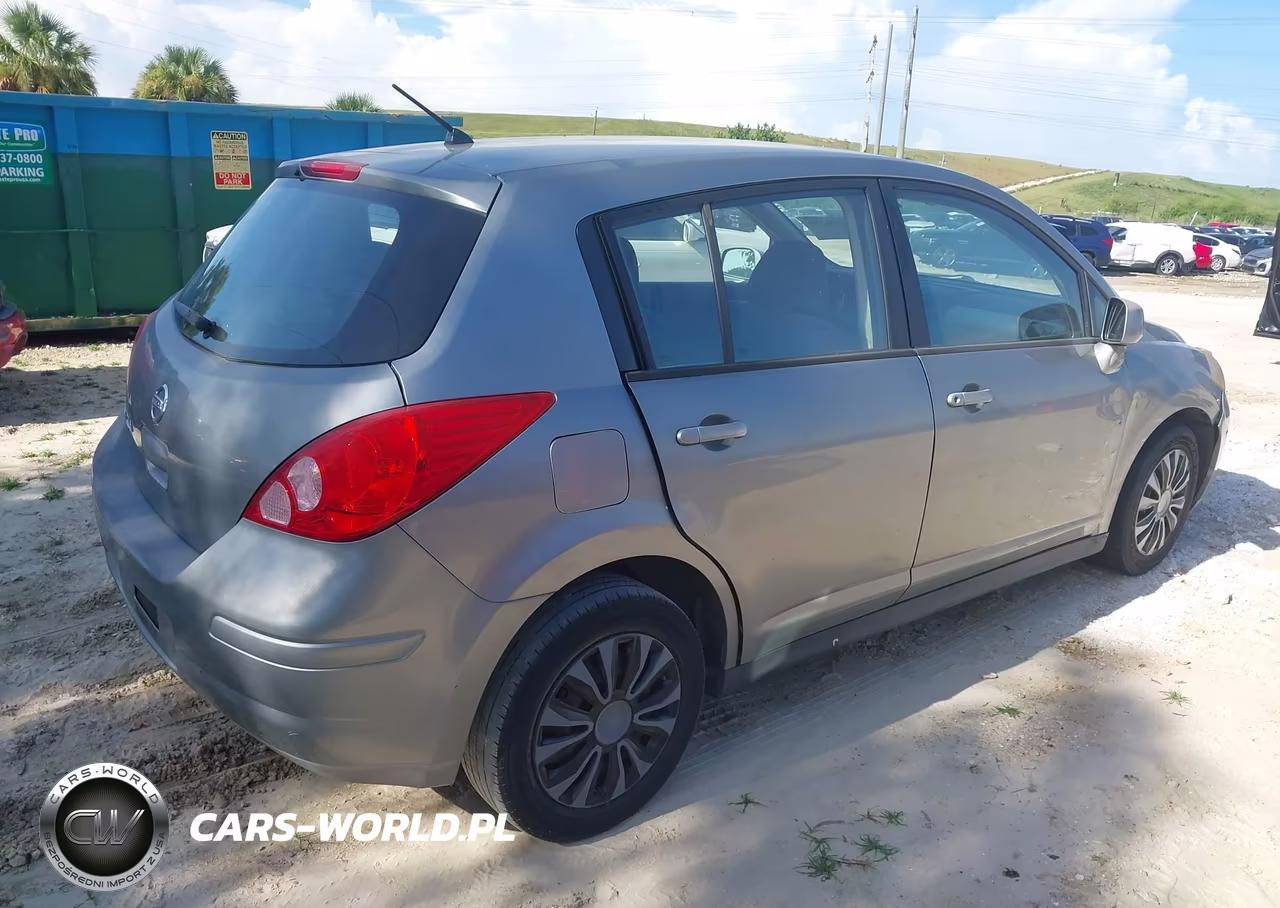 2009 Nissan Versa 1.8S VIN:3N1BC13E89L416040 - 4