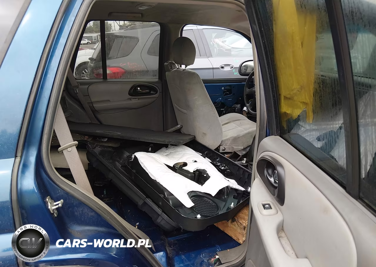 2005 Chevrolet Trailblazer Ls VIN:1GNDT13S352216746 - 8