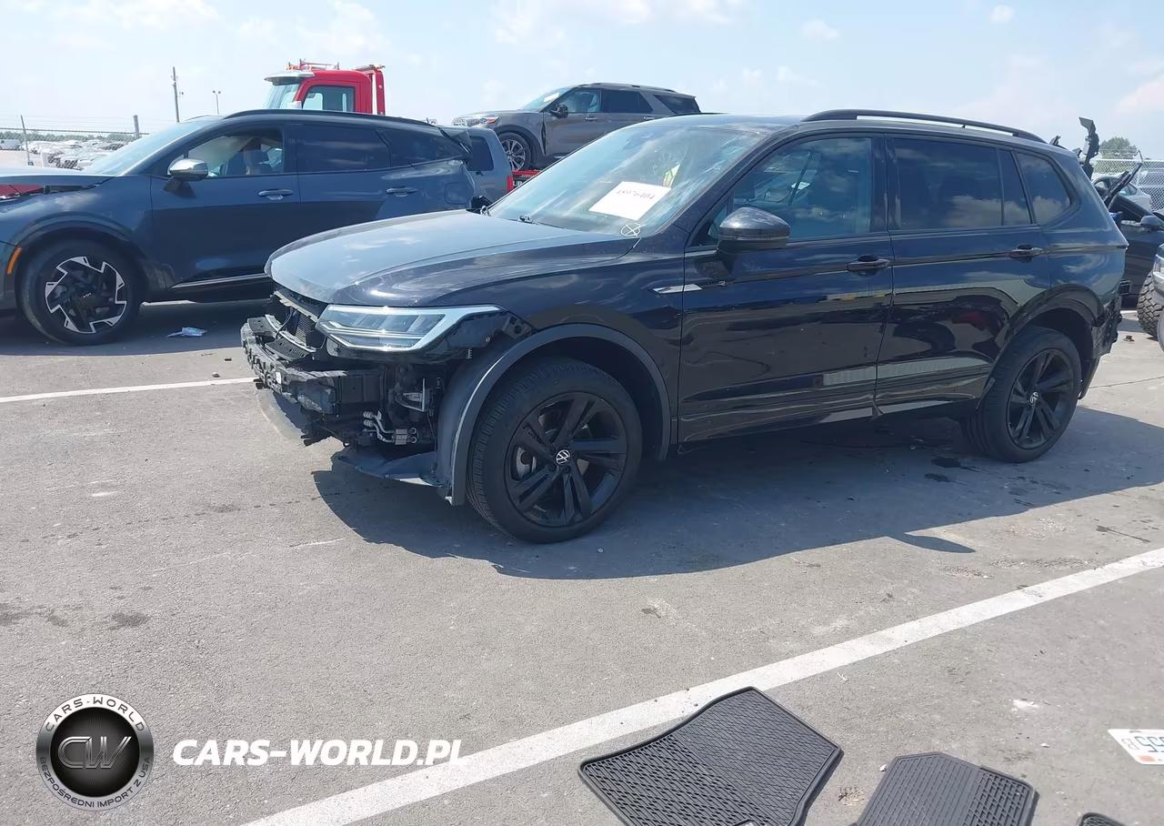 2023 Volkswagen Tiguan 2.0T Se R-Line Black VIN:3VVCB7AX5PM011113 - 2
