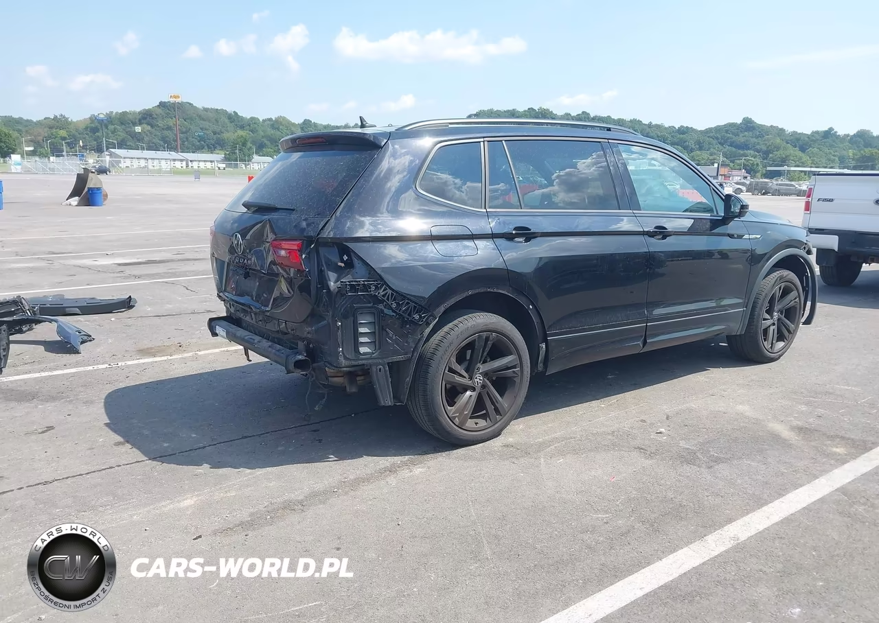2023 Volkswagen Tiguan 2.0T Se R-Line Black VIN:3VVCB7AX5PM011113 - 4