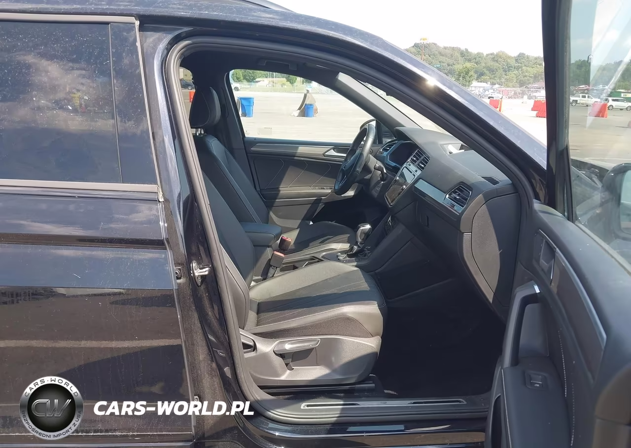 2023 Volkswagen Tiguan 2.0T Se R-Line Black VIN:3VVCB7AX5PM011113 - 5