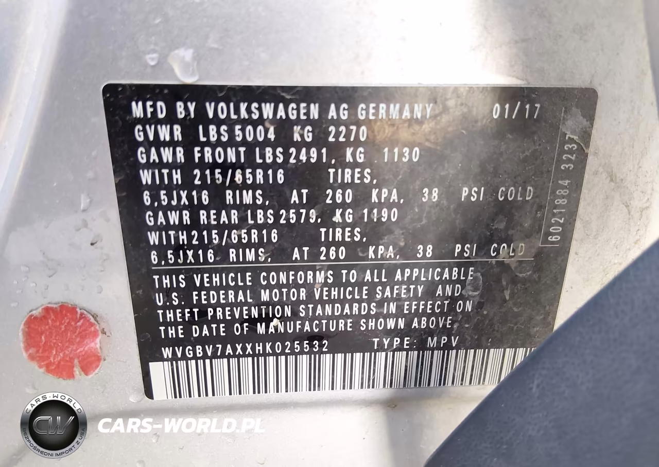 2017 Volkswagen Tiguan 2.0T-2.0T S VIN:WVGBV7AXXHK025532 - 9