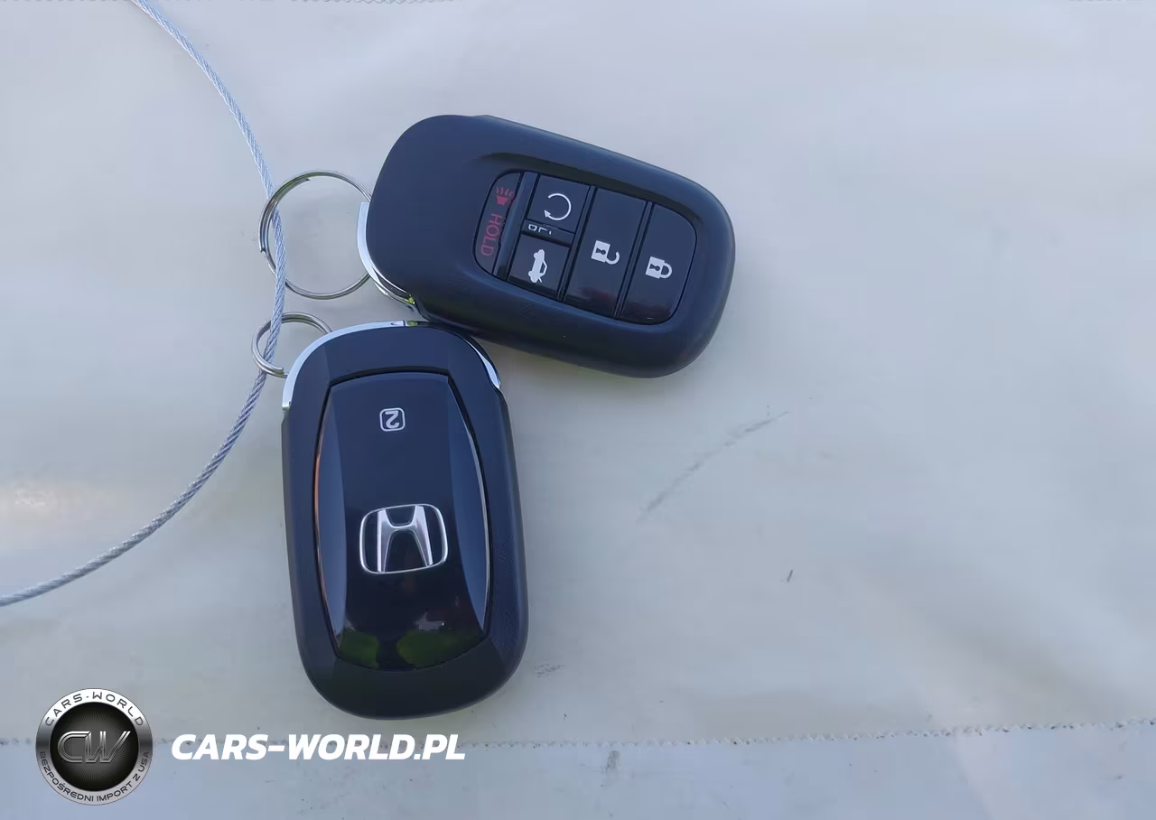 2025 Honda Accord Hybrid Sport-L VIN:1HGCY2F7XSA015142 - 11