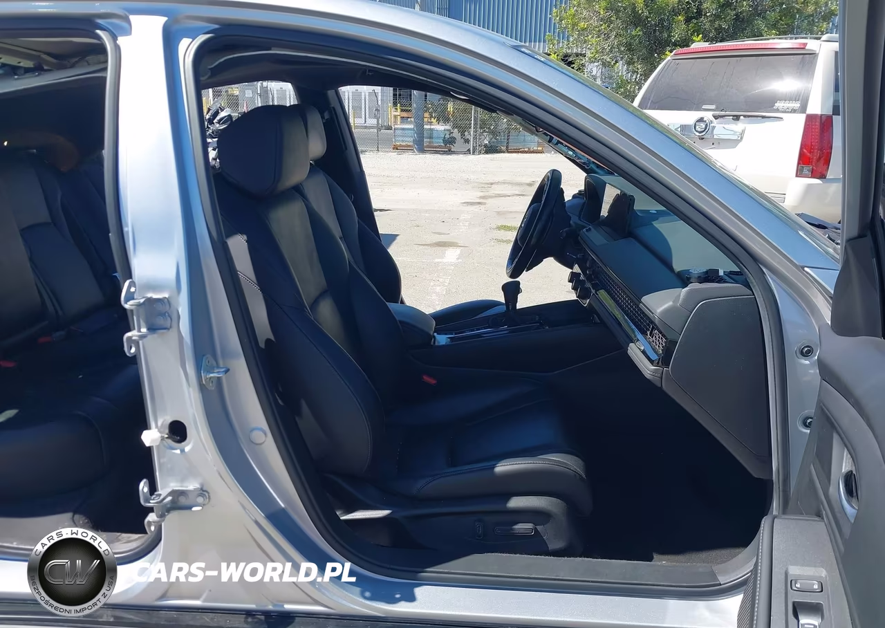 2025 Honda Accord Hybrid Sport-L VIN:1HGCY2F7XSA015142 - 5