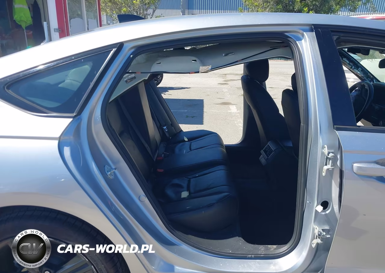 2025 Honda Accord Hybrid Sport-L VIN:1HGCY2F7XSA015142 - 8