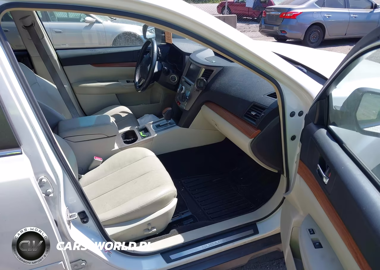 2013 Subaru Outback 2.5I Limited VIN:4S4BRCLC3D3205639 - 5