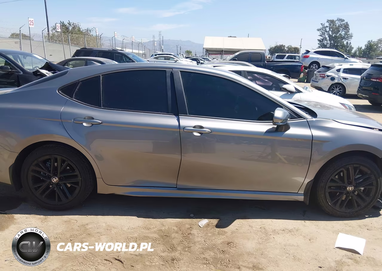 2025 Toyota Camry Se VIN:4T1DAACK5SU600781 - 12