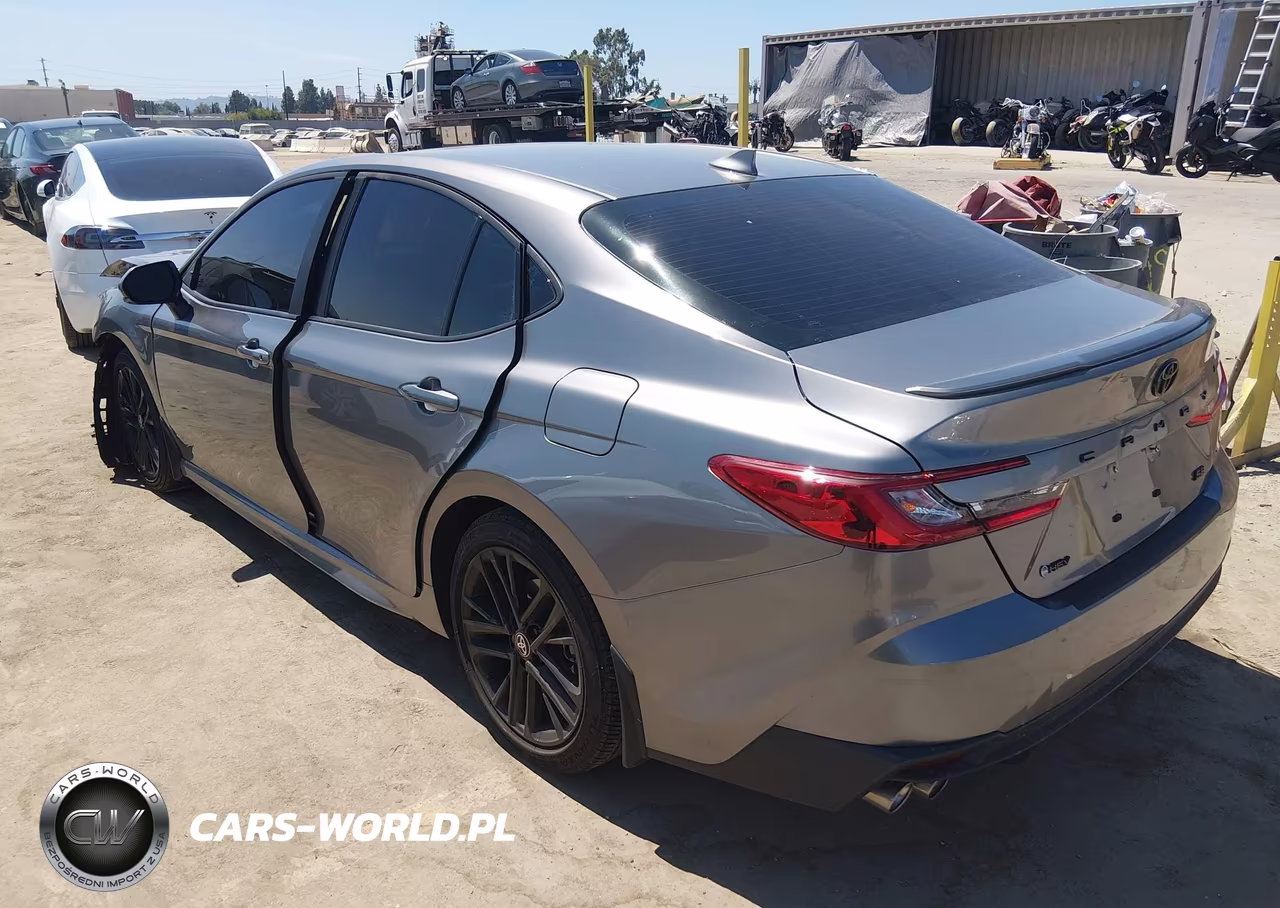 2025 Toyota Camry Se VIN:4T1DAACK5SU600781 - 3