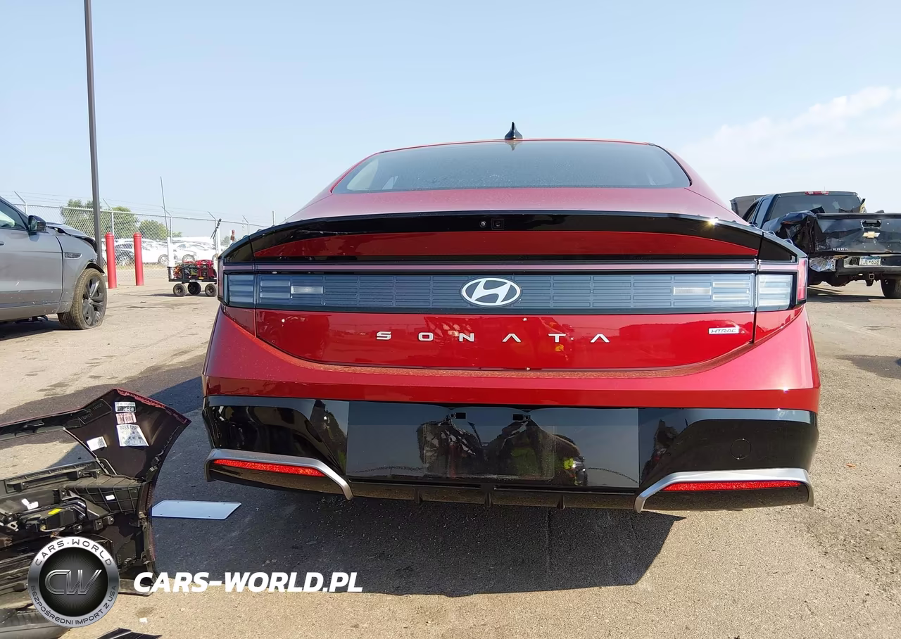 2026 Hyundai Sonata Sel Sport VIN:KMHL64JA8TA559719 - 17