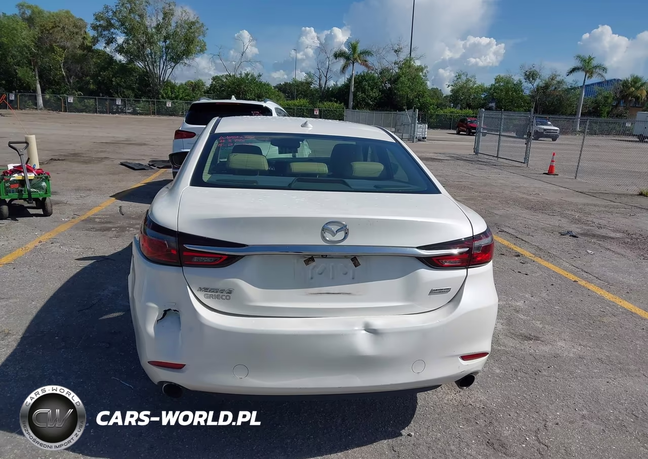 2018 Mazda Mazda6 Grand Touring VIN:JM1GL1TY2J1301555 - 17