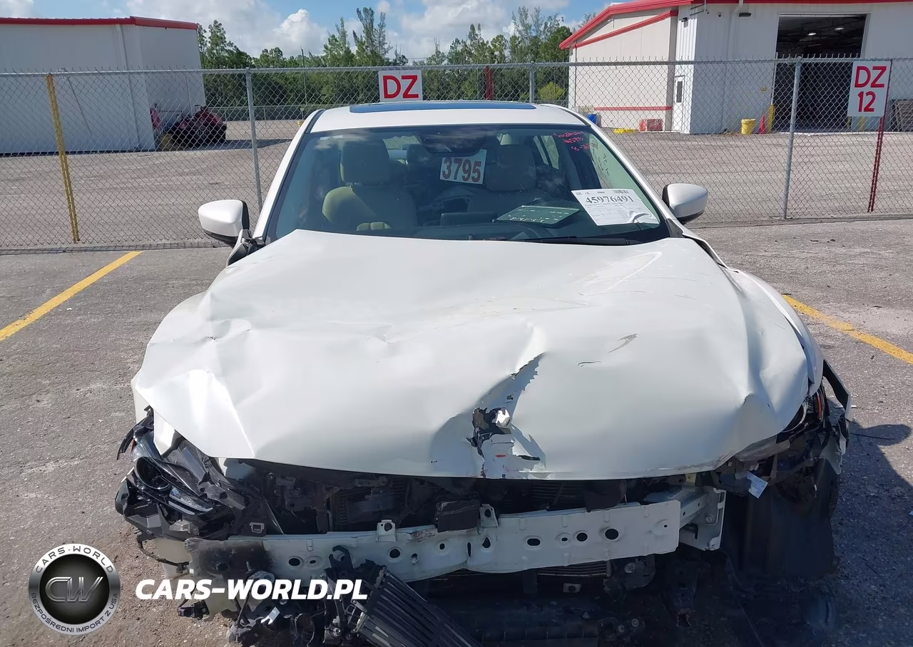 2018 Mazda Mazda6 Grand Touring VIN:JM1GL1TY2J1301555 - 6
