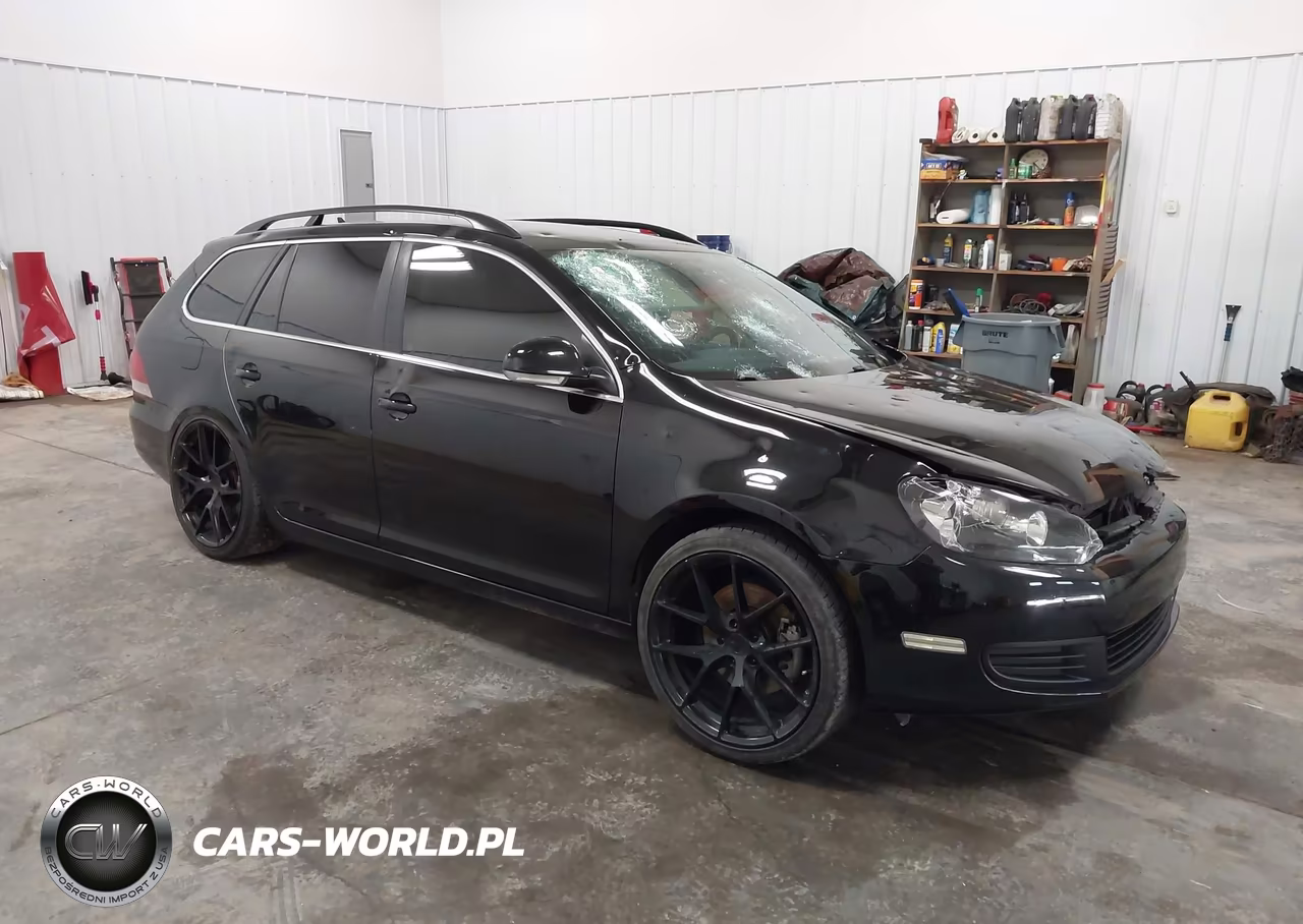 2013 Volkswagen Jetta Sportwagen 2.0L Tdi – zdjęcie 1 z 17