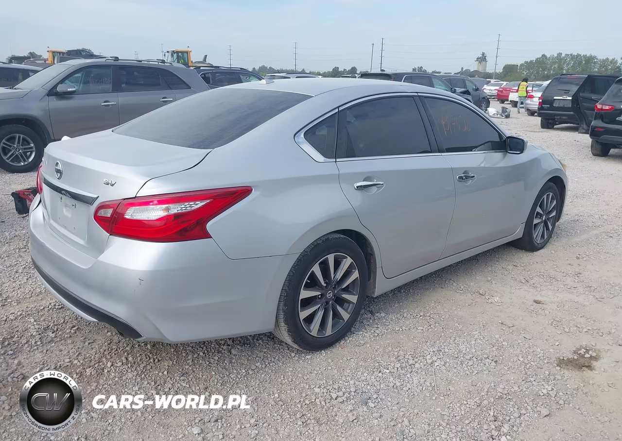 2017 Nissan Altima 2.5 Sv VIN:1N4AL3AP5HC255350 - 4