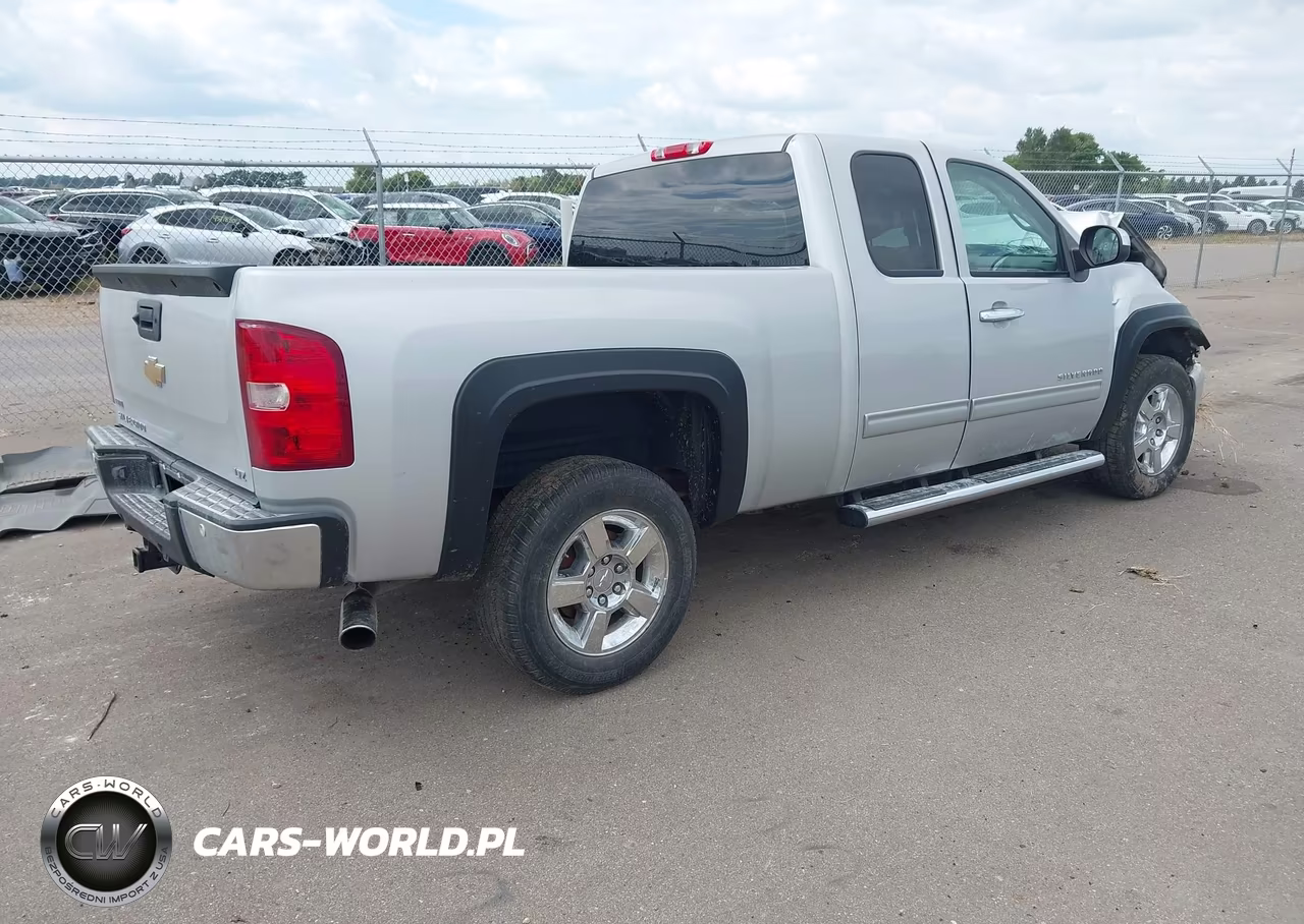 2011 Chevrolet Silverado 1500 Ltz VIN:1GCRKTE33BZ409646 - 4