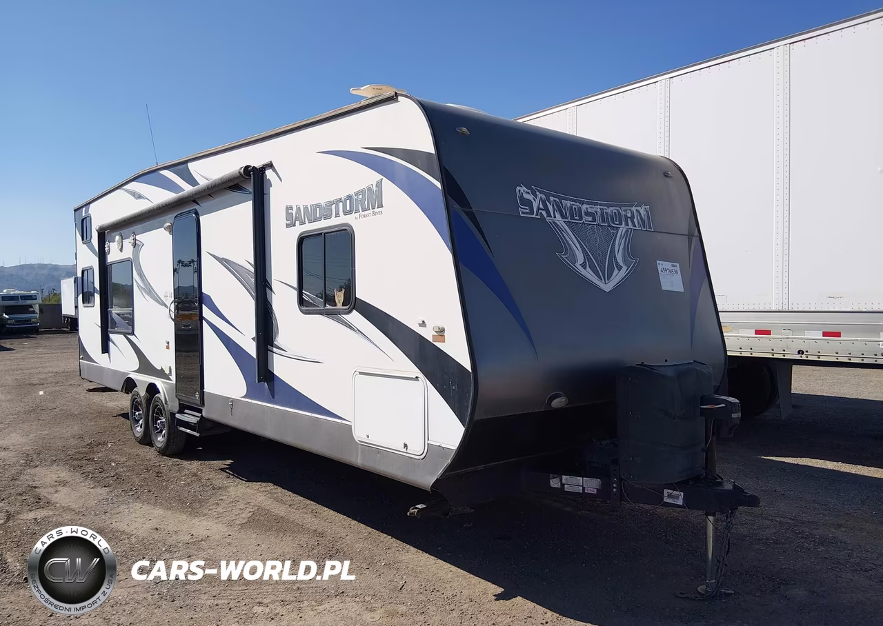 2015 Forest River Sandstorm Toyhauler Travel Trailer – zdjęcie 1 z 10