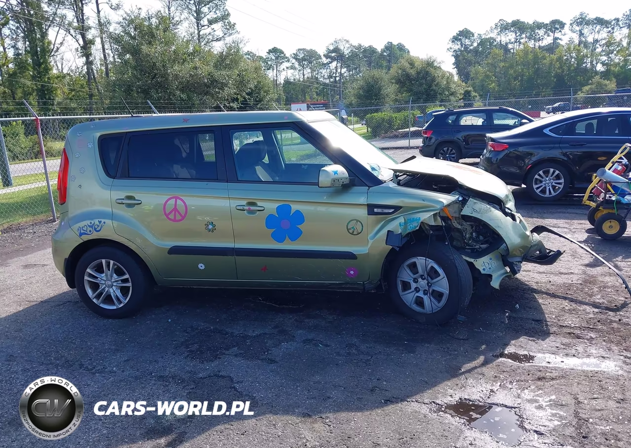 2012 Kia Soul VIN:KNDJT2A54C7445323 - 13