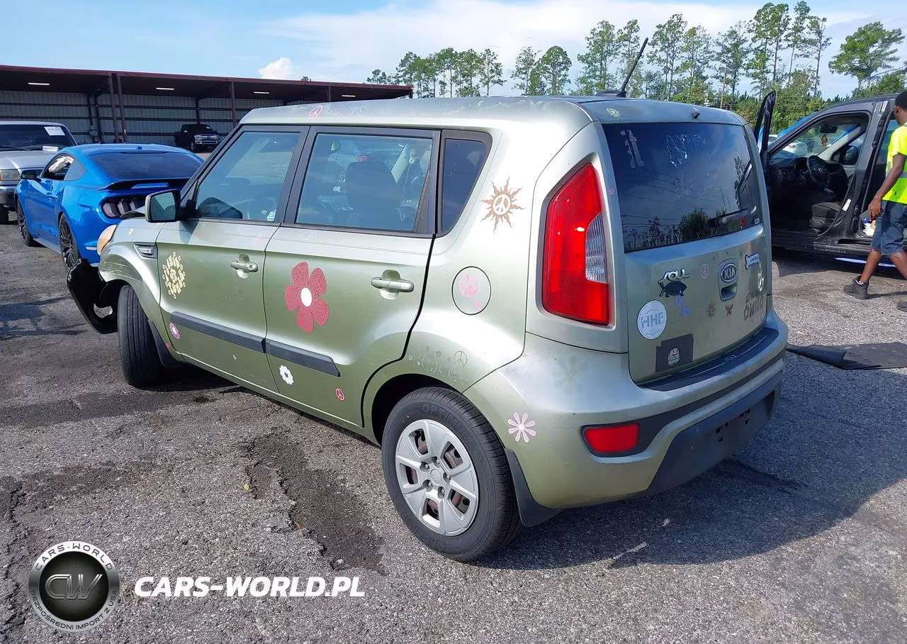 2012 Kia Soul VIN:KNDJT2A54C7445323 - 3