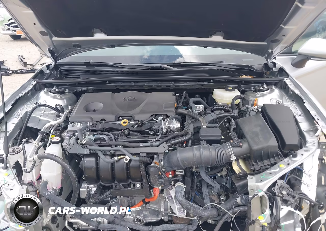 2026 Toyota Camry Le VIN:4T1DAACKXTU687952 - 10