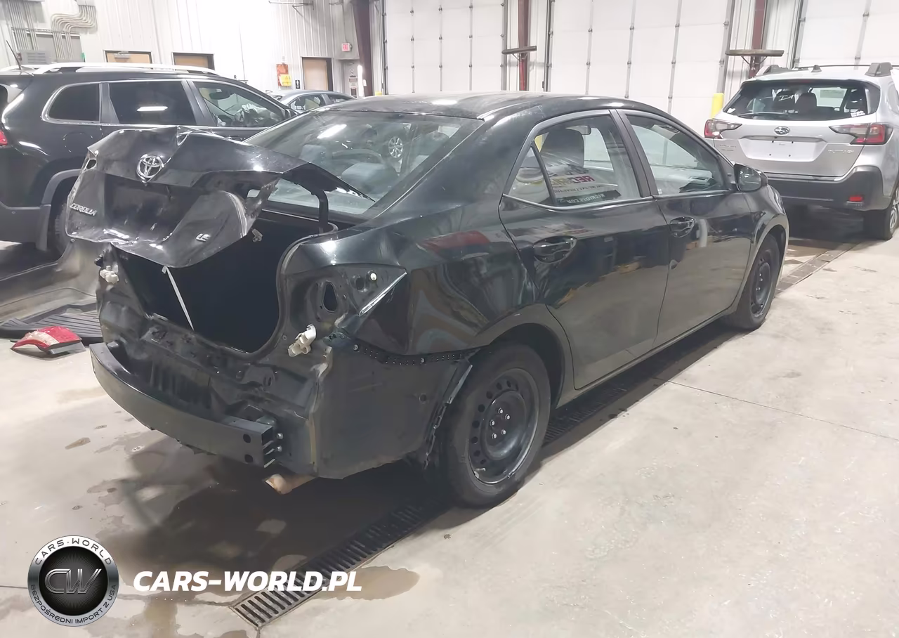 2018 Toyota Corolla Le VIN:2T1BURHE9JC040005 - 4