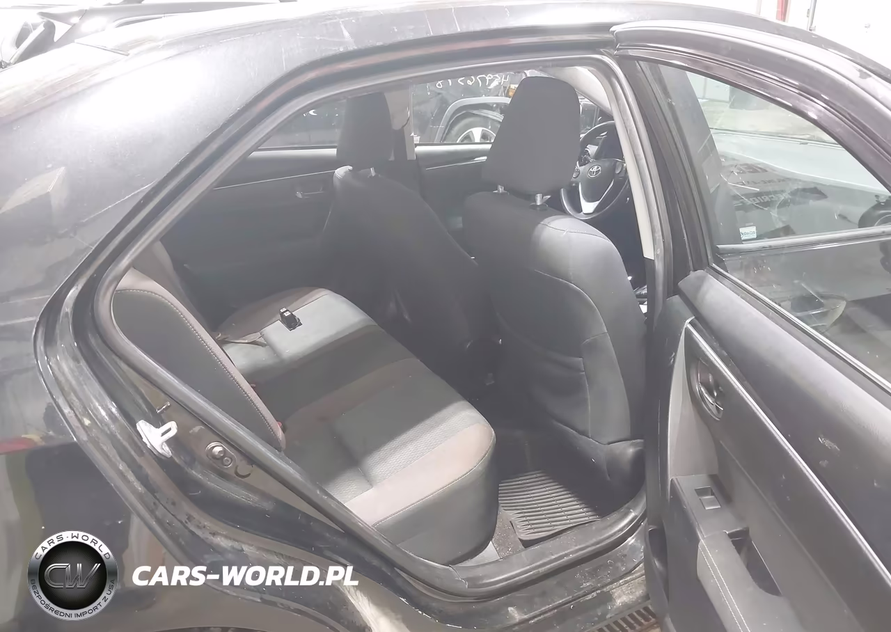 2018 Toyota Corolla Le VIN:2T1BURHE9JC040005 - 8