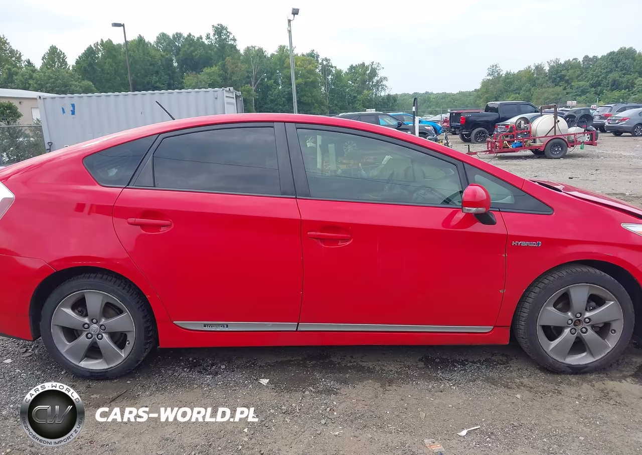 2015 Toyota Prius Persona Series Special Edition VIN:JTDKN3DU8F0425760 - 13