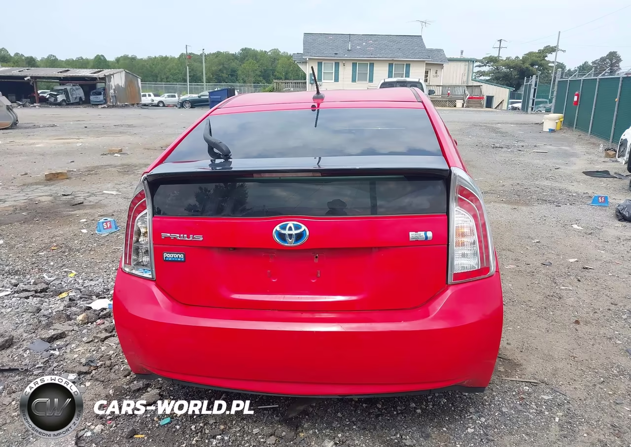 2015 Toyota Prius Persona Series Special Edition VIN:JTDKN3DU8F0425760 - 16