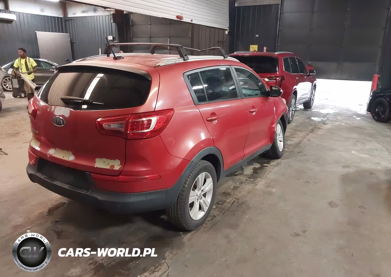 2012 Kia Sportage Lx VIN:KNDPB3A27C7235579 - 4