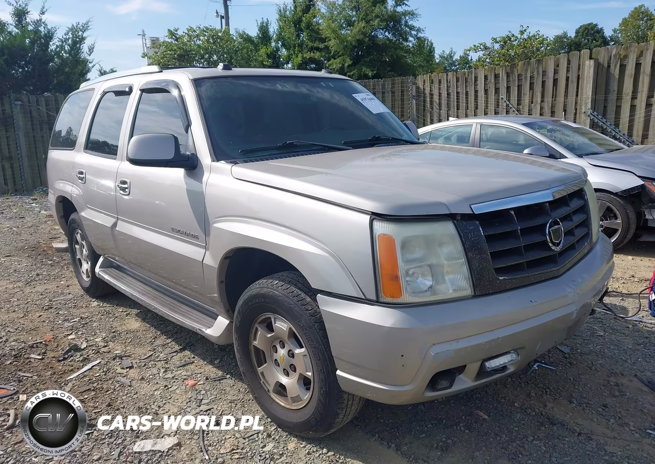2004 Cadillac Escalade Standard