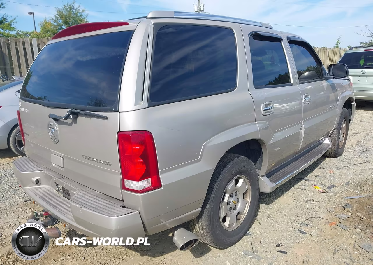 2004 Cadillac Escalade Standard VIN:1GYEK63N94R178091 - 4