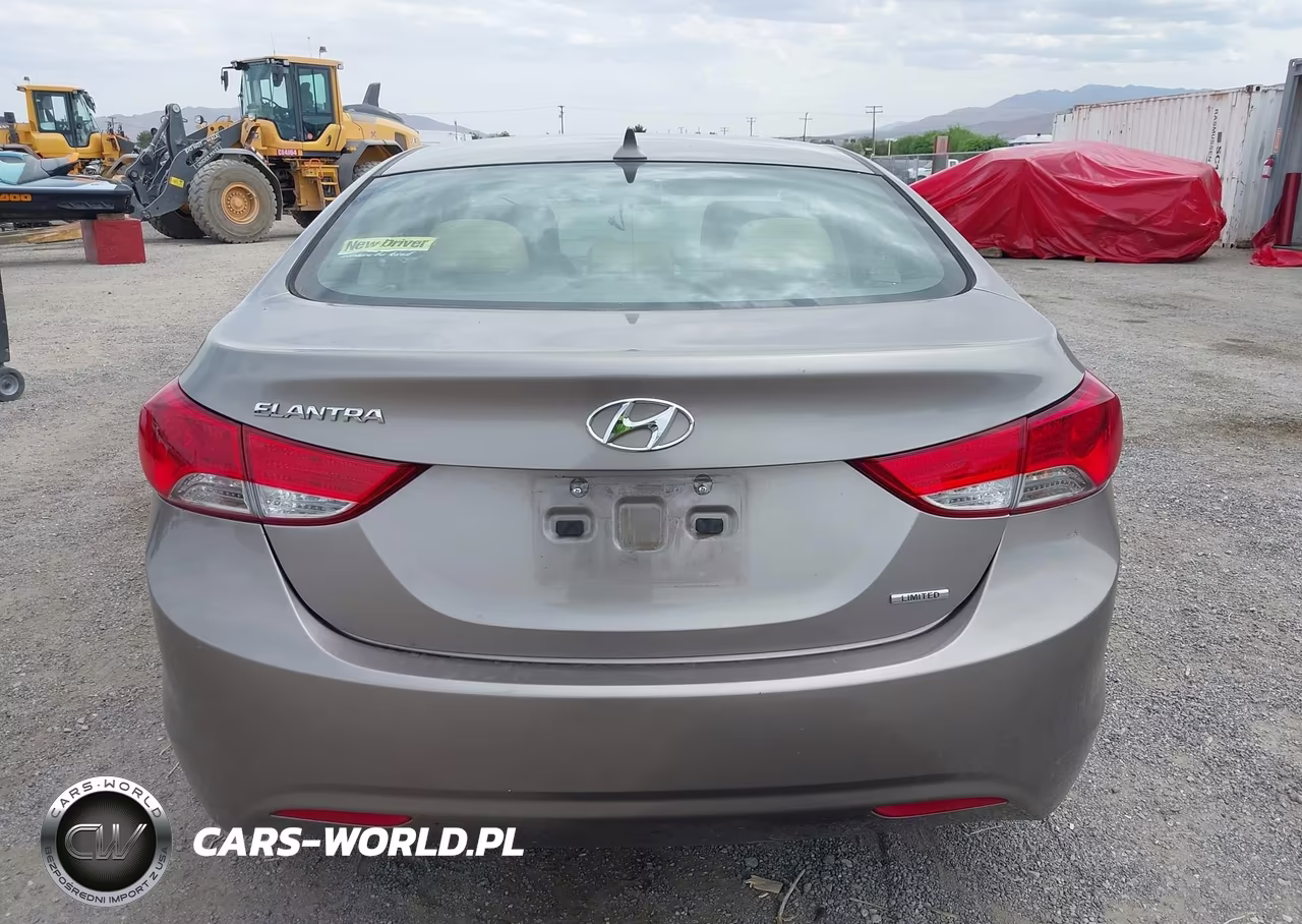 2011 Hyundai Elantra Limited VIN:5NPDH4AE7BH016908 - 16