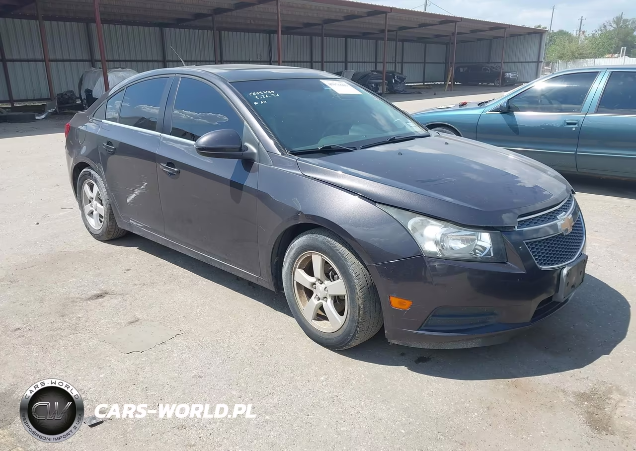 2013 Chevrolet Cruze 1Lt Auto – zdjęcie 1 z 16