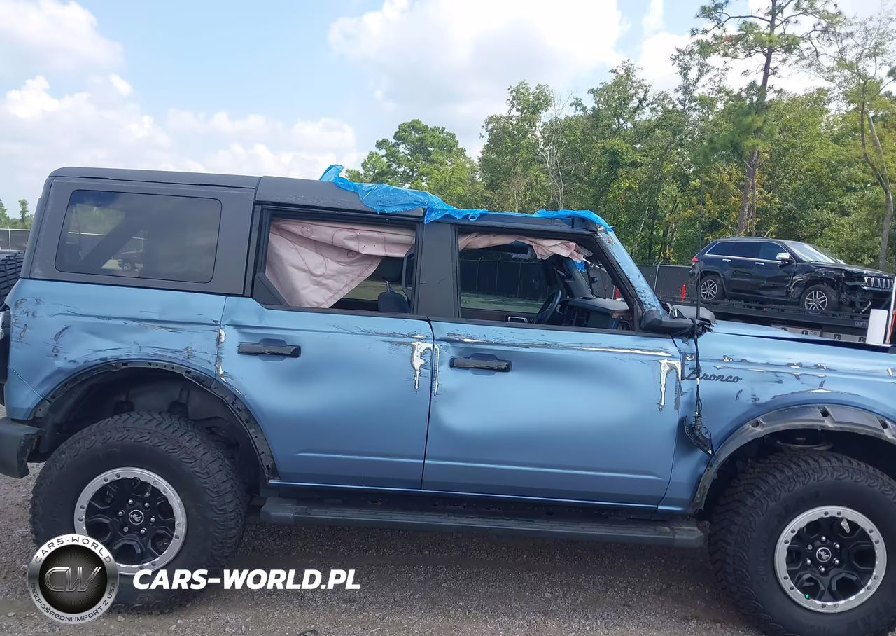 2022 Ford Bronco Outer Banks VIN:1FMEE5DP4NLB67264 - 6