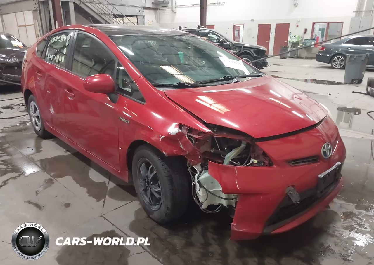 2013 Toyota Prius Three