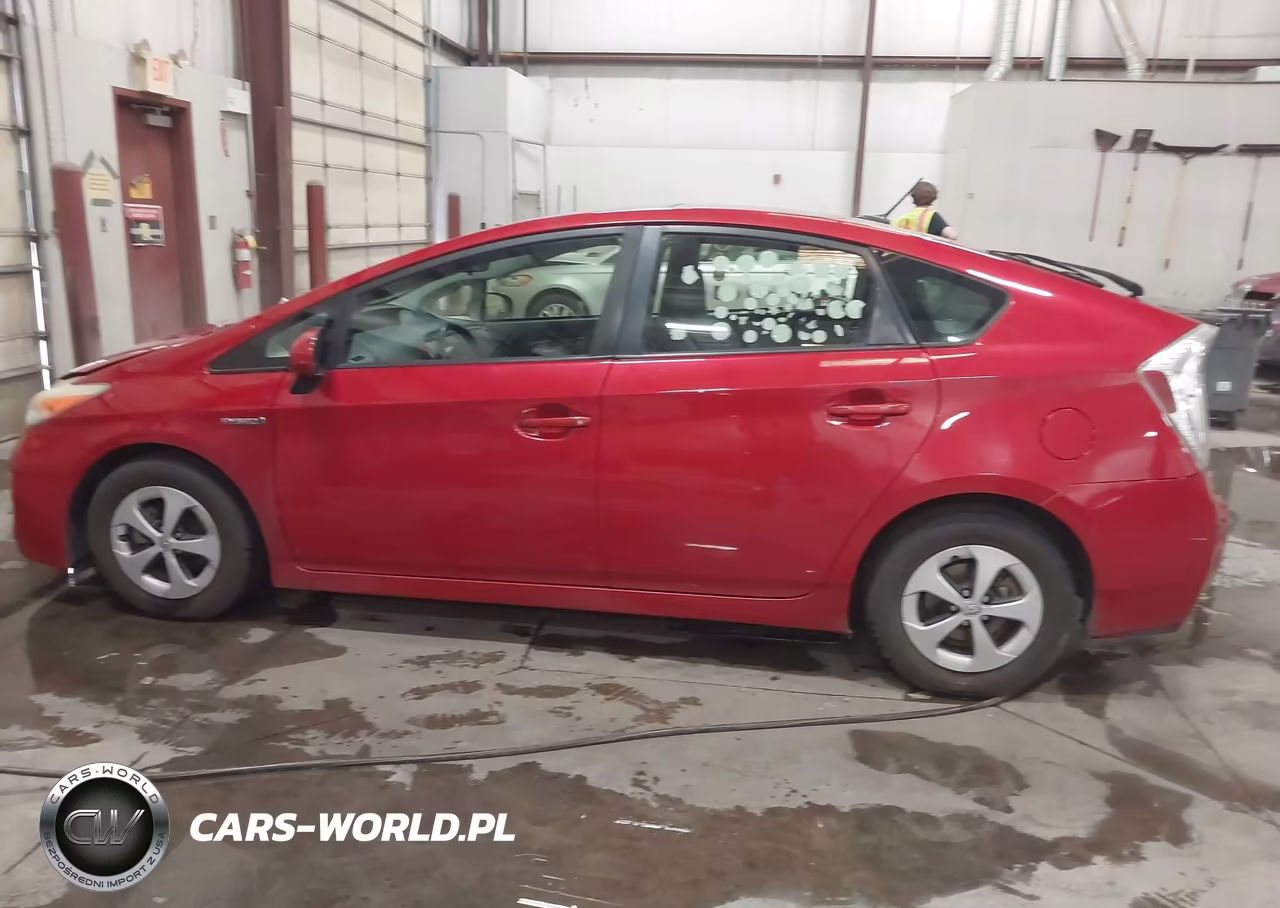 2013 Toyota Prius Three VIN:JTDKN3DU4D1624019 - 15
