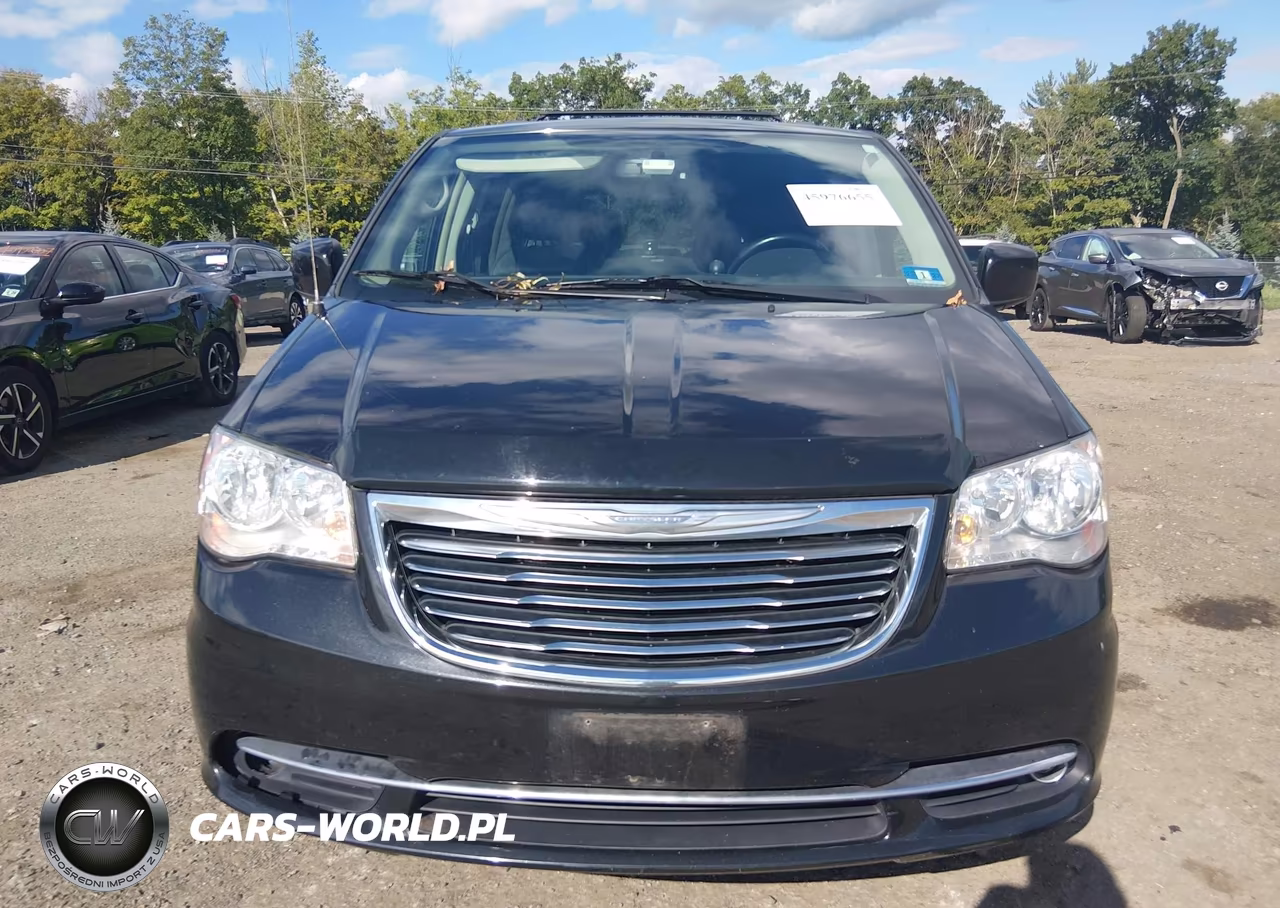 2016 Chrysler Town & Country Touring VIN:2C4RC1BG9GR148632 - 12
