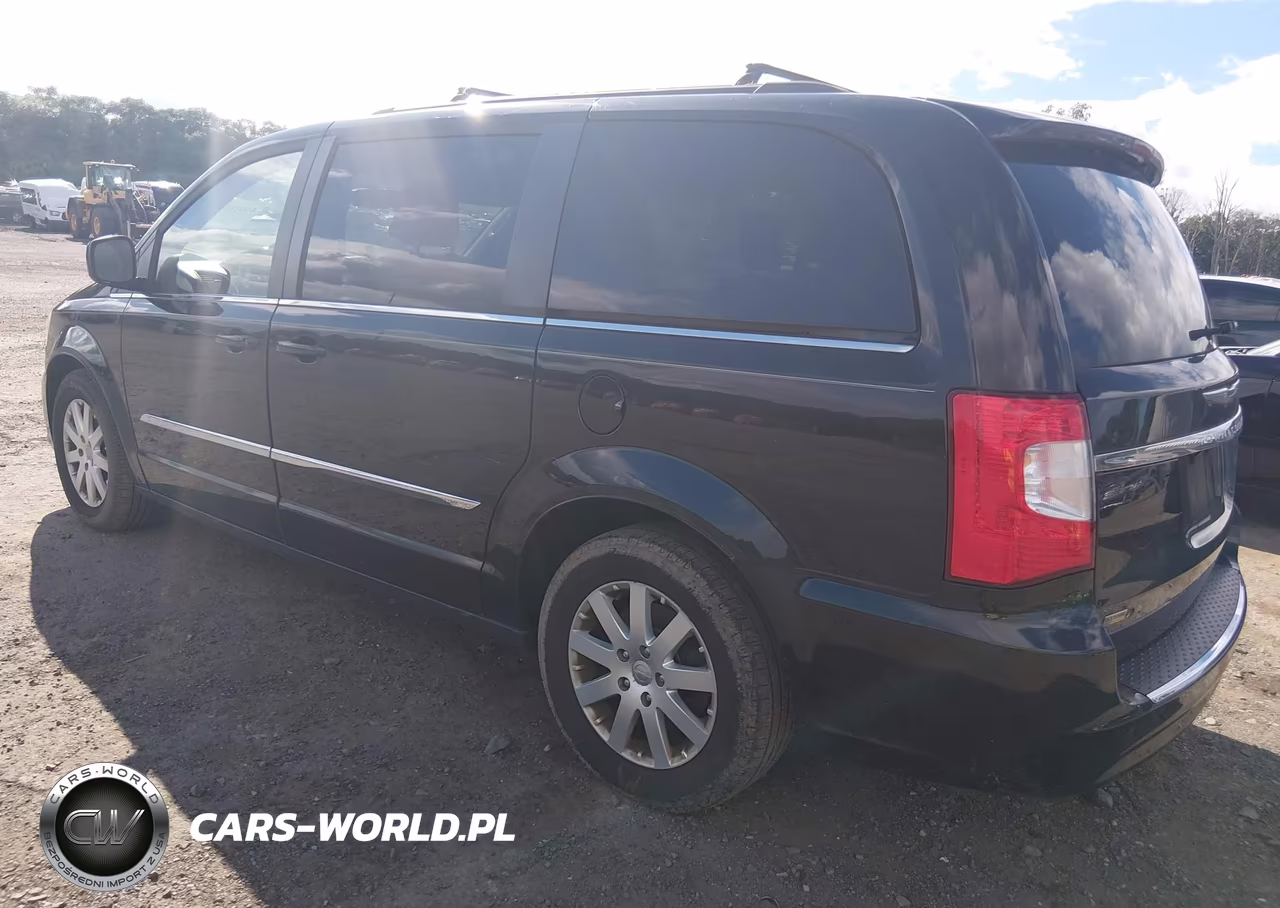 2016 Chrysler Town & Country Touring VIN:2C4RC1BG9GR148632 - 3