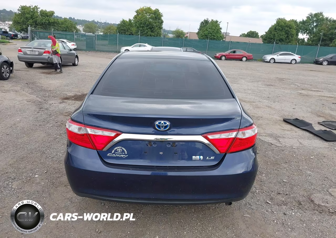2016 Toyota Camry Hybrid Le VIN:4T1BD1FKXGU196734 - 16
