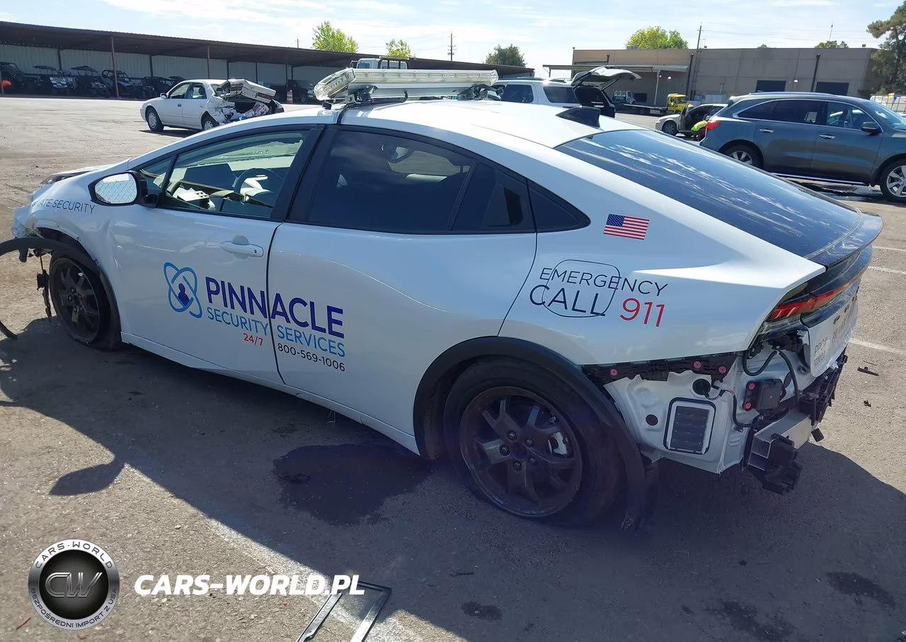 2026 Toyota Prius Le VIN:JTDACAAU6T3077171 - 3