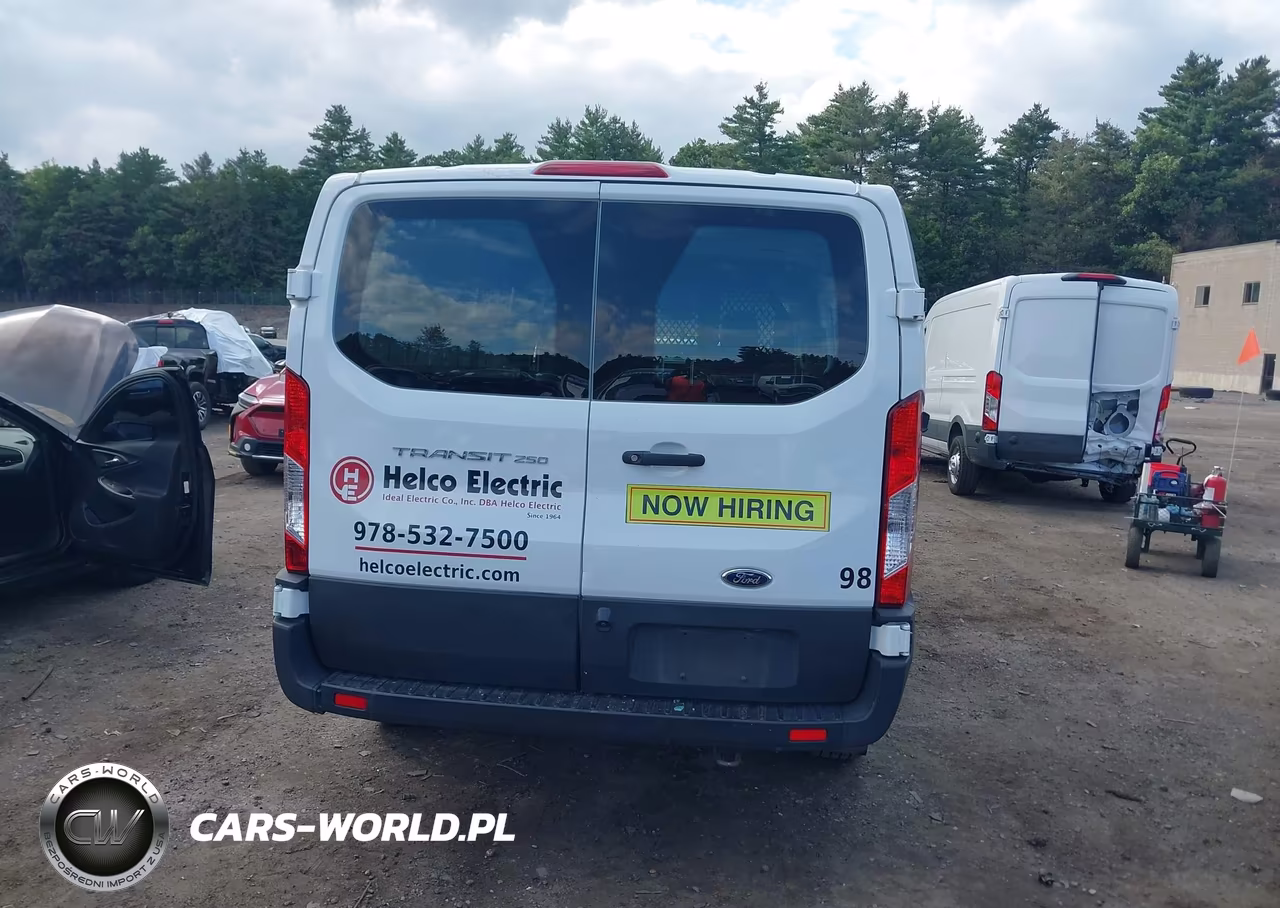 2022 Ford Transit-250 VIN:1FTBR1Y81NKA30909 - 17