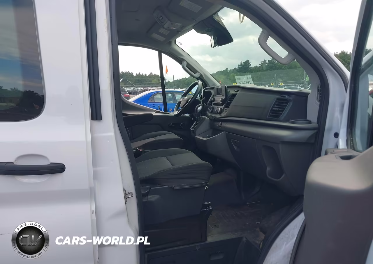 2022 Ford Transit-250 VIN:1FTBR1Y81NKA30909 - 5