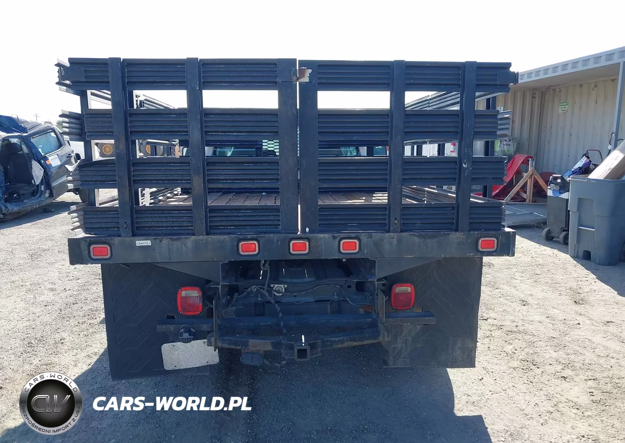 2009 Ford F-350 Chassis Xl-Xlt VIN:1FDWF36539EA60704 - 16