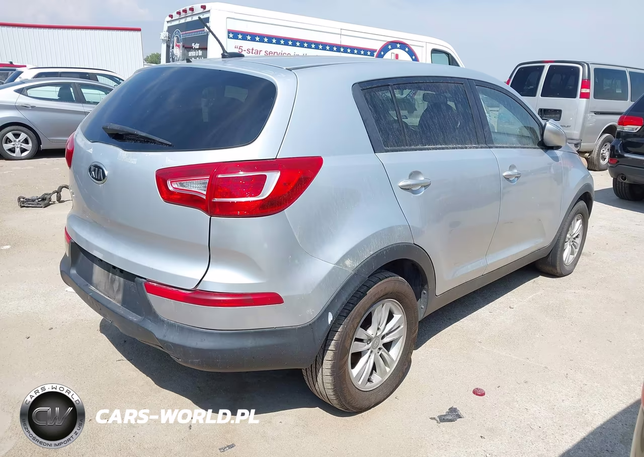 2011 Kia Sportage Lx VIN:KNDPB3A22B7074413 - 4