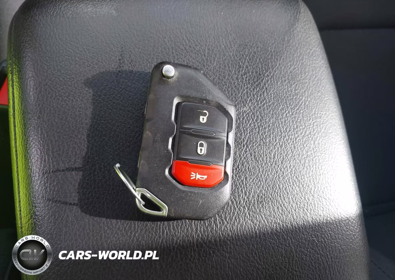 2021 Jeep Wrangler Unlimited Willys 4X4 VIN:1C4HJXDM8MW727282 - 11