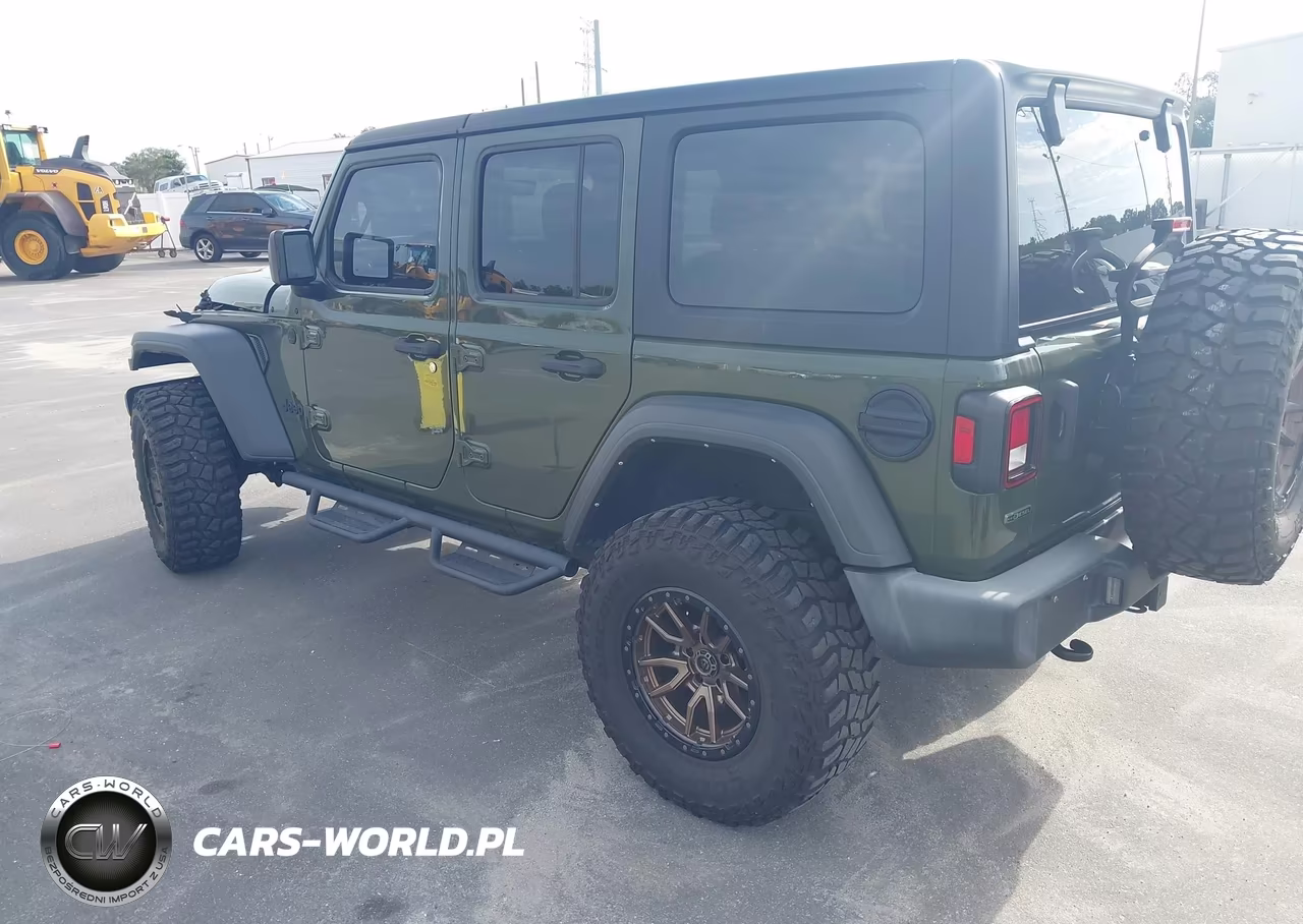 2021 Jeep Wrangler Unlimited Willys 4X4 VIN:1C4HJXDM8MW727282 - 3