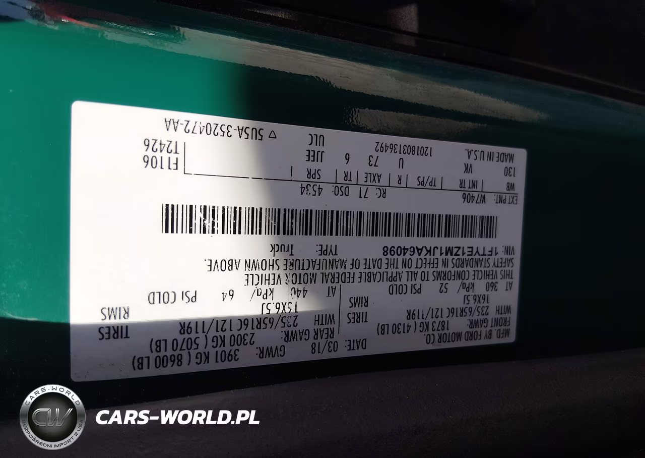 2018 Ford Transit-150 VIN:1FTYE1ZM1JKA64098 - 9